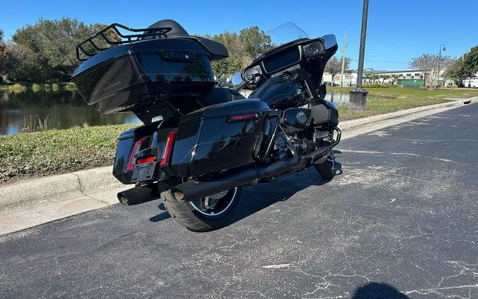 2025 Harley-Davidson Street Glide Ultra FLHXU