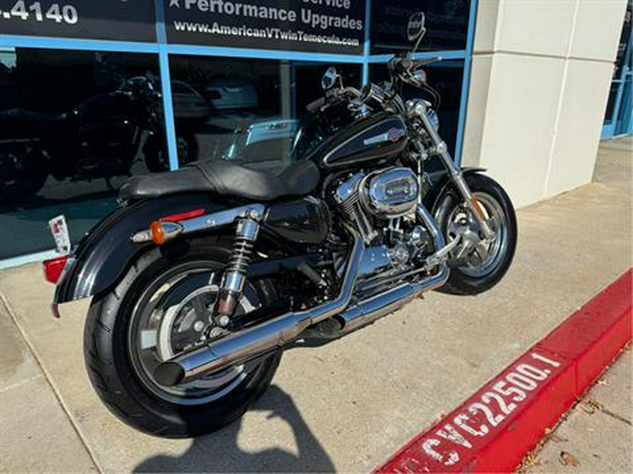 2016 Harley-Davidson 1200 Custom