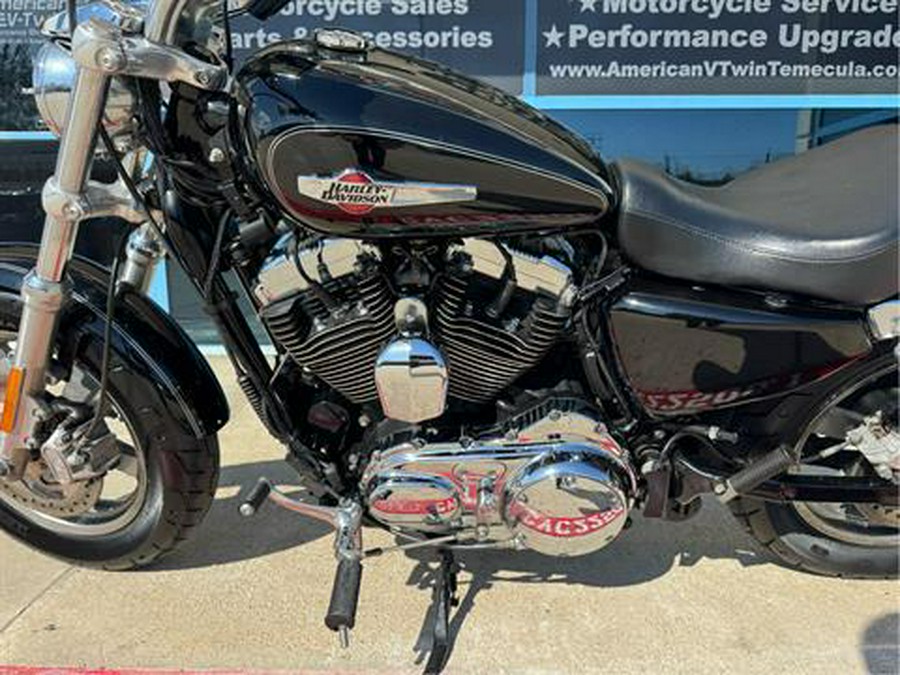 2016 Harley-Davidson 1200 Custom