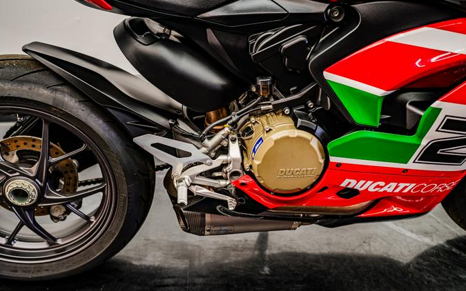 2022 Ducati Panigale V2 Bayliss 1st Championship 20TH Anniversary