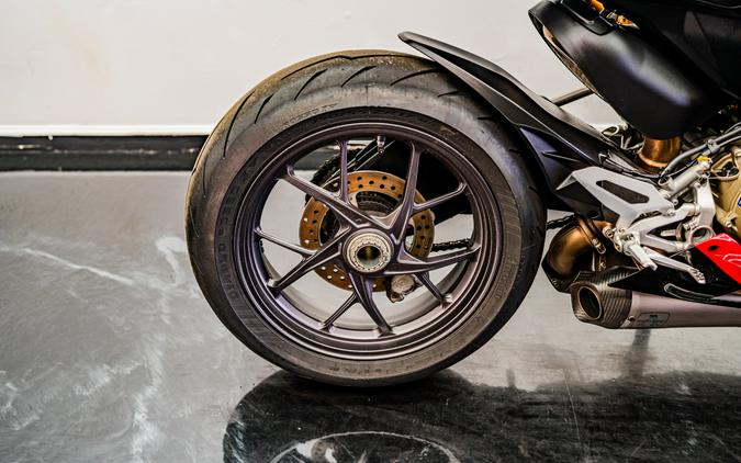 2022 Ducati Panigale V2 Bayliss 1st Championship 20TH Anniversary