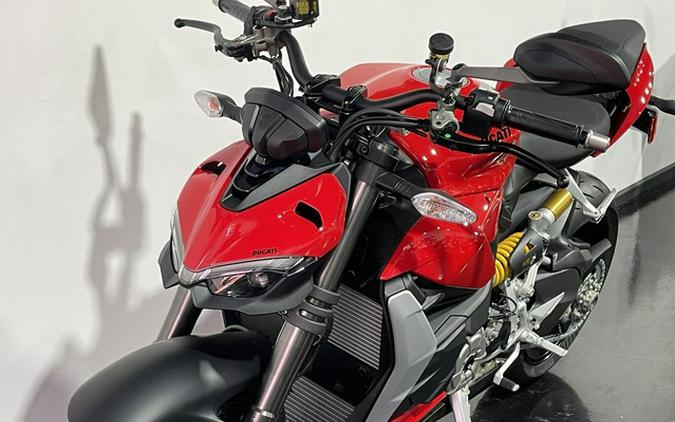 2024 Ducati Streetfighter V2 Red