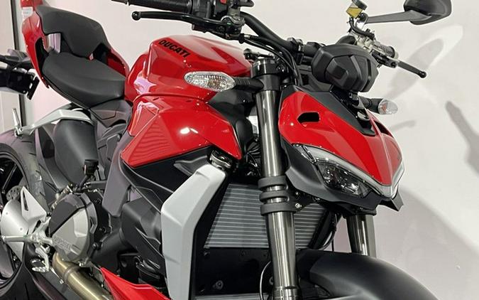 2024 Ducati Streetfighter V2 Red