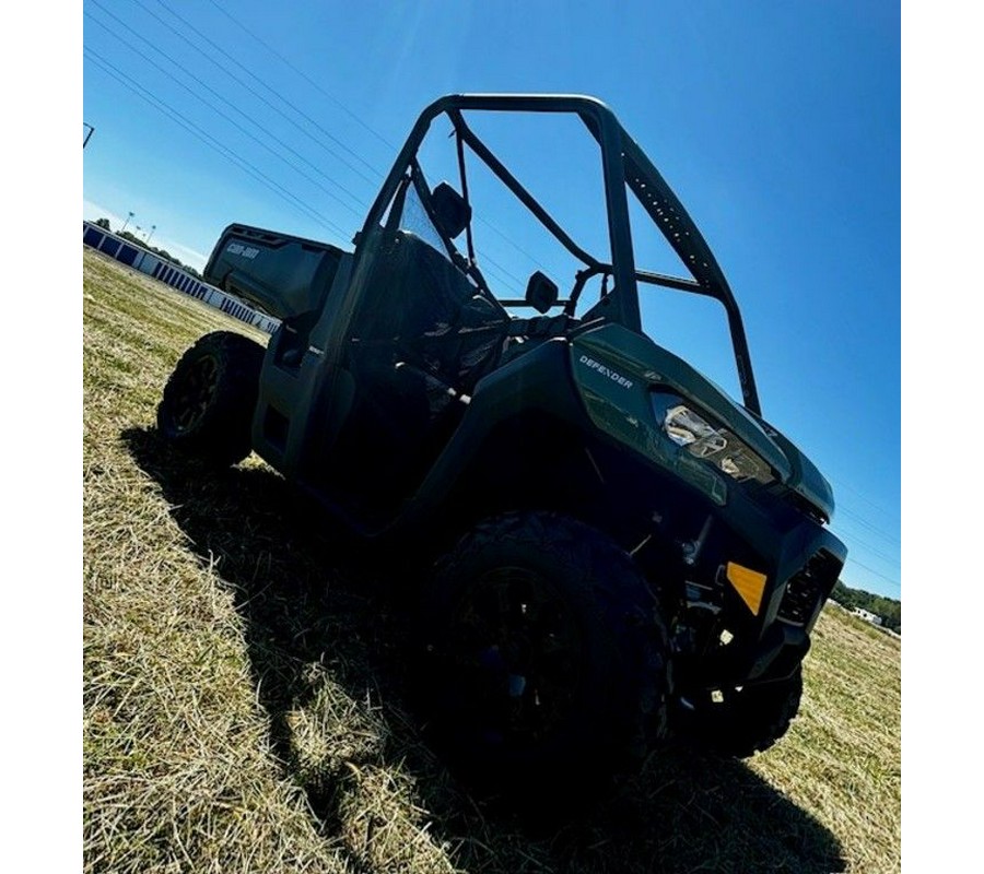 2025 Can-Am® Defender DPS HD7 Compass Green