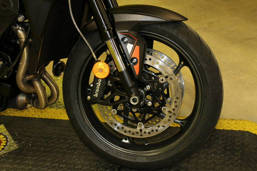 2025 Triumph Street Triple 765 R Matte Baja Orange