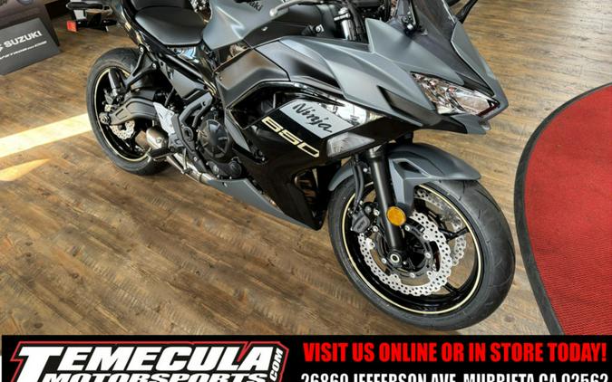 2024 Kawasaki Ninja® 650 Base