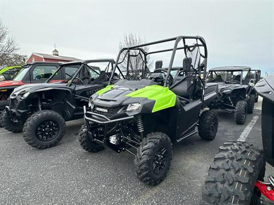 2024 Honda Pioneer 700 Deluxe