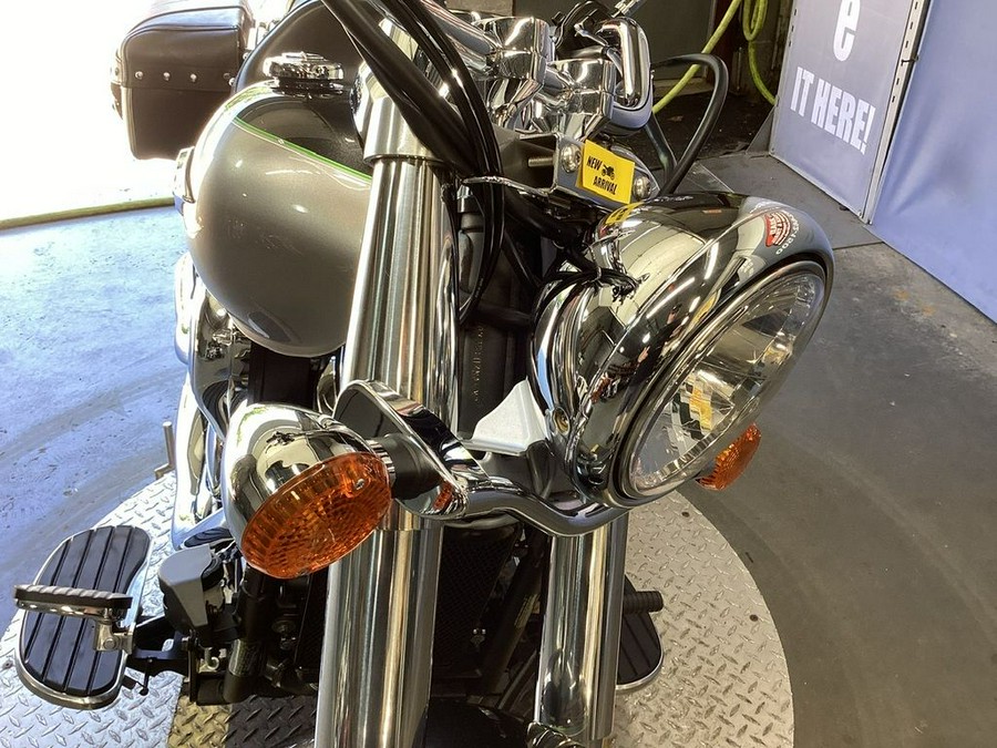 2020 Kawasaki Vulcan® 900 Classic LT