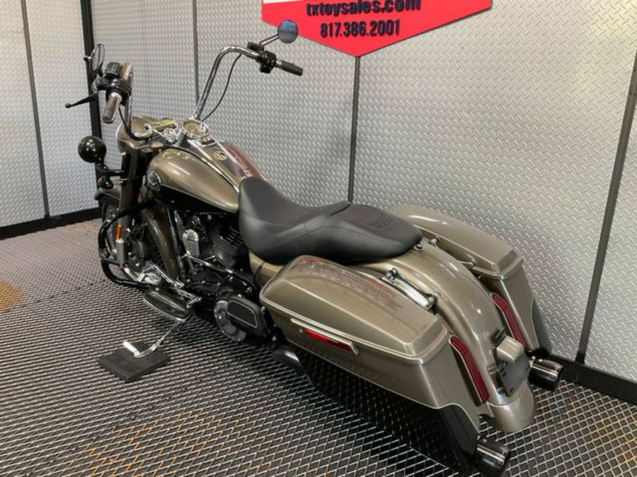 2014 Harley-Davidson Road King CVO