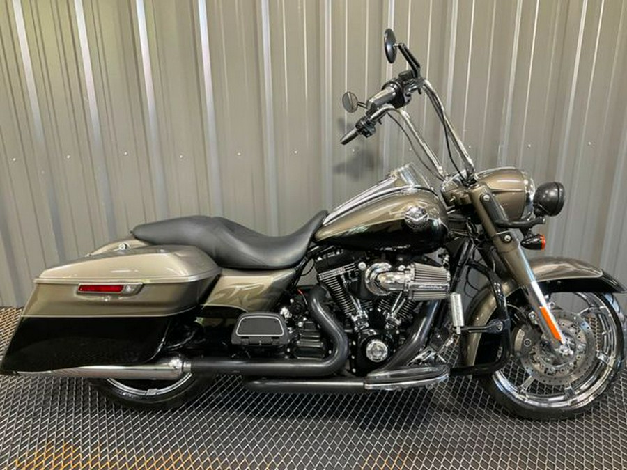 2014 Harley-Davidson Road King CVO