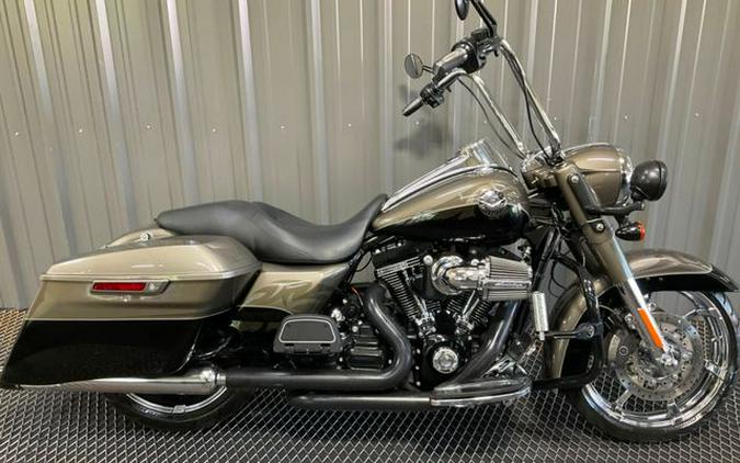 2014 Harley-Davidson Road King CVO