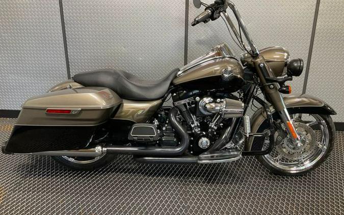 2014 Harley-Davidson Road King CVO