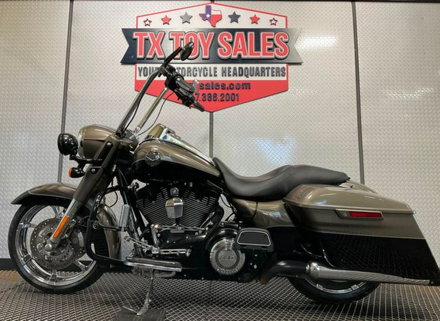 2014 Harley-Davidson Road King CVO