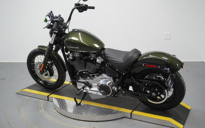2026 Harley-Davidson® Street Bob® Olive Steel Metallic - Chrome w/Laced Wheels