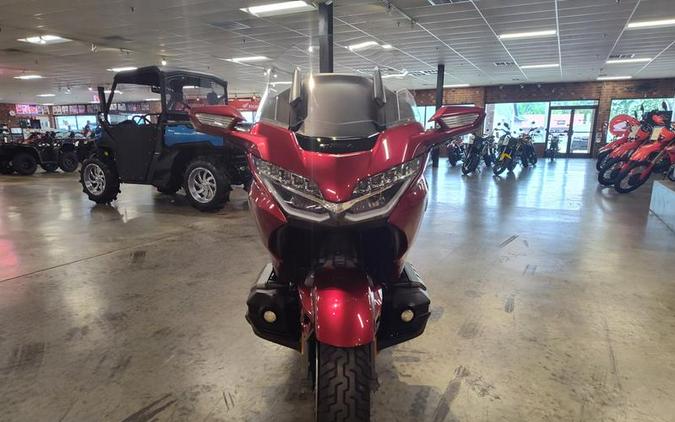 2018 Honda® Gold Wing Candy Ardent Red