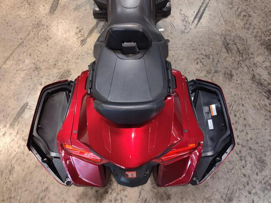 2018 Honda® Gold Wing Candy Ardent Red