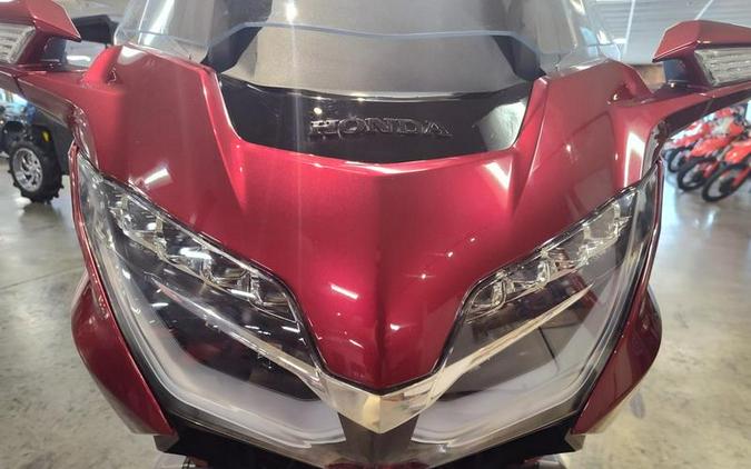 2018 Honda® Gold Wing Candy Ardent Red