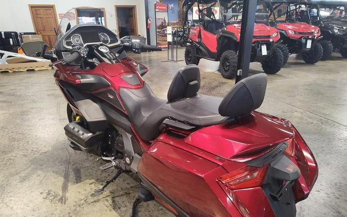 2018 Honda® Gold Wing Candy Ardent Red