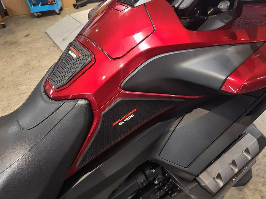 2018 Honda® Gold Wing Candy Ardent Red