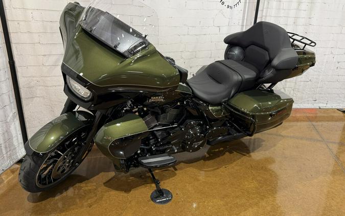 2026 Harley-Davidson® Street Glide Limited FLHXL 0034631991 Olive Steel Metallic / Vivid Black