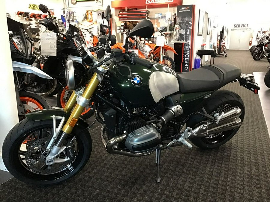 2024 BMW R 12 nineT San Remo Green Metallic