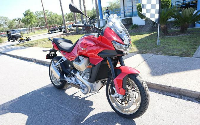 2023 Moto Guzzi V100 Mandello