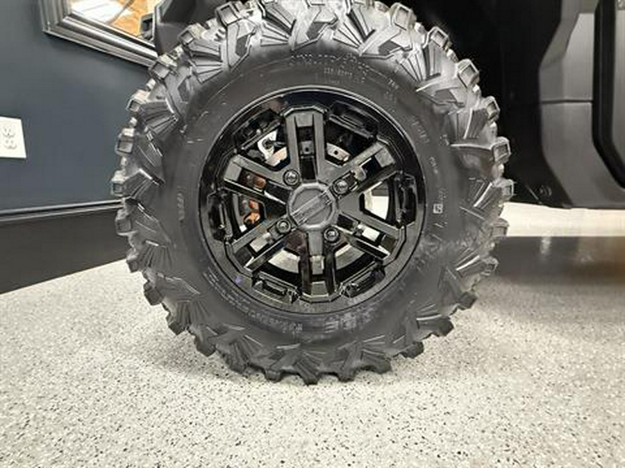 2026 Can-Am Defender MAX Limited HD11