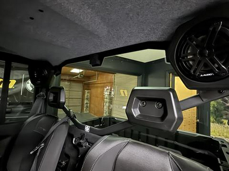 2026 Can-Am Defender MAX Limited HD11