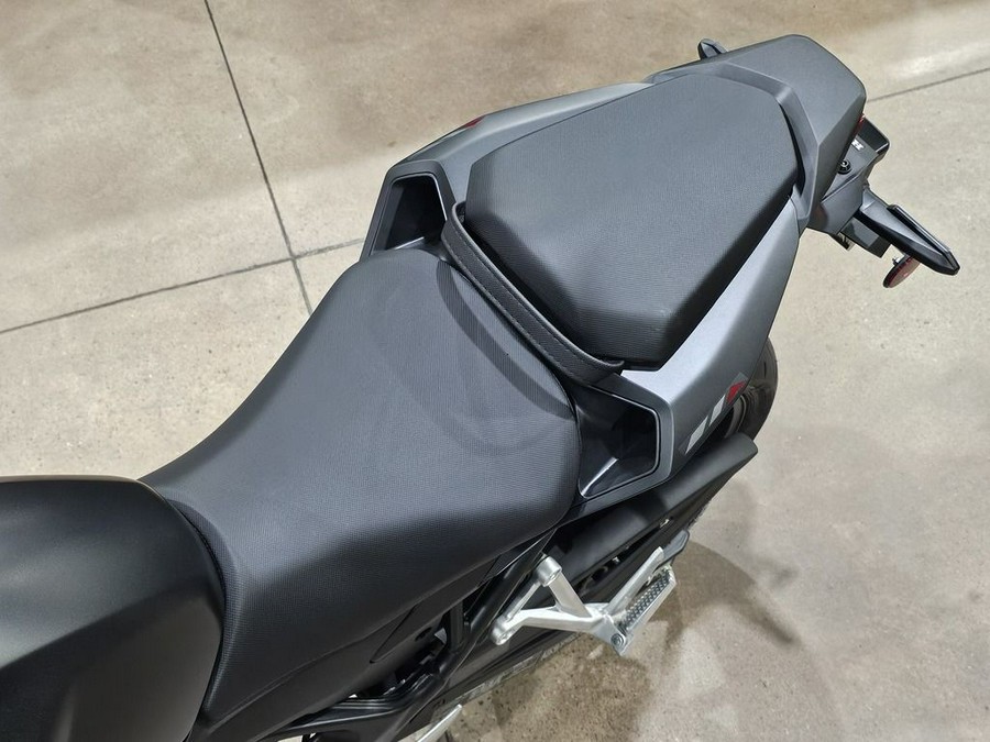 2025 Honda CB750 Hornet Base
