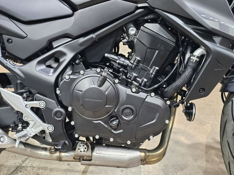 2025 Honda CB750 Hornet Base
