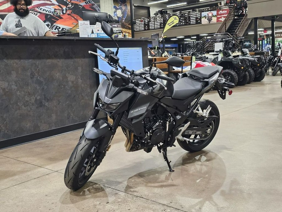 2025 Honda CB750 Hornet Base