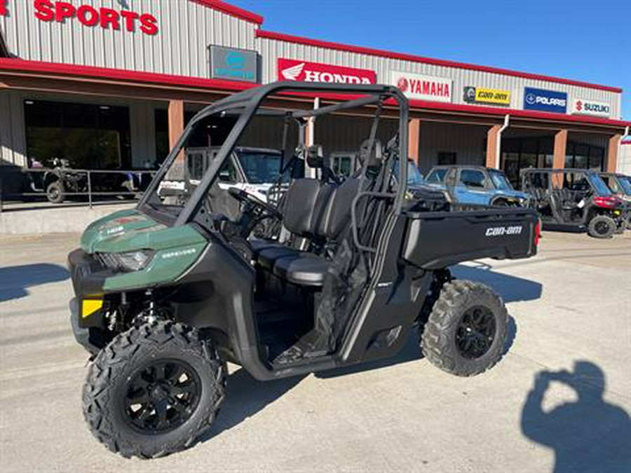 2024 Can-Am Defender DPS HD9