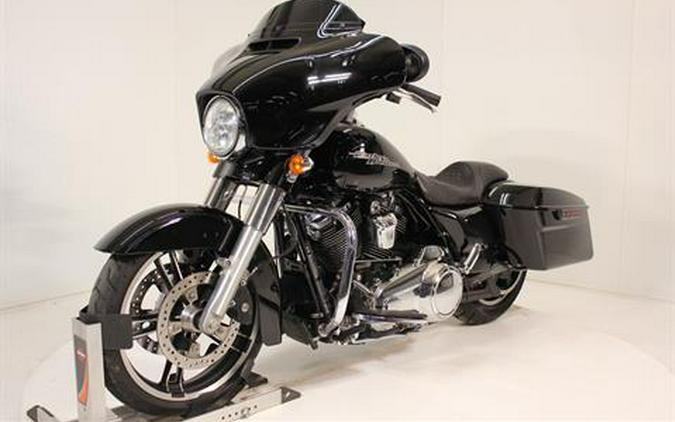 2017 Harley-Davidson Street Glide® Special