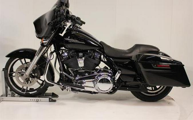 2017 Harley-Davidson Street Glide® Special