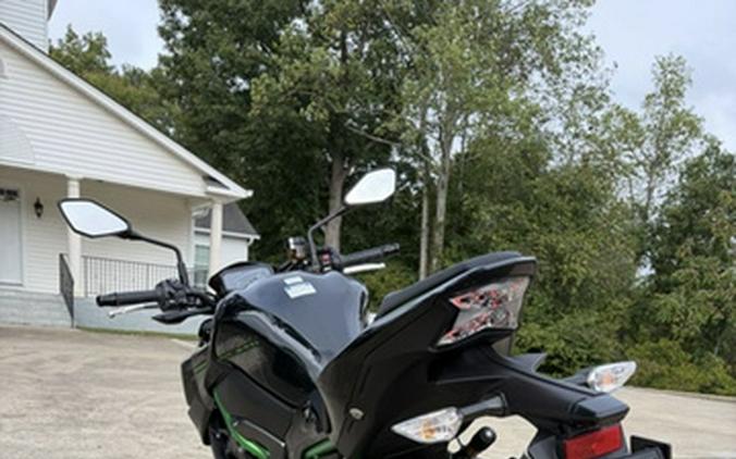 2024 Kawasaki Z900 SE ABS