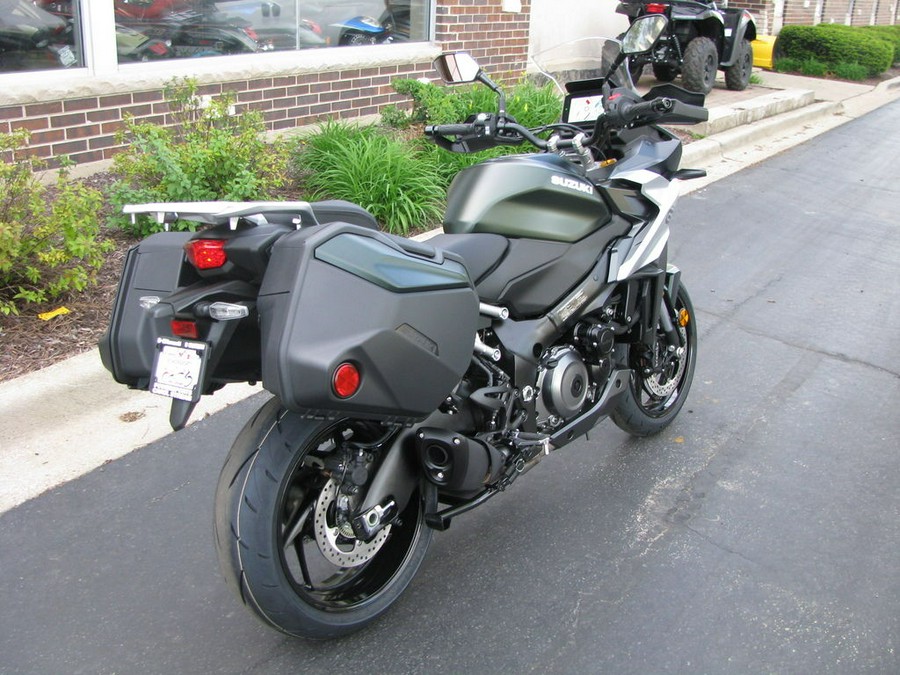2024 Suzuki GSX-S1000GX Plus