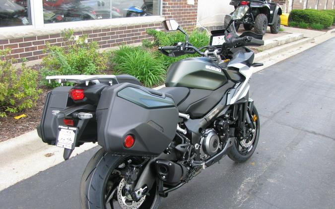 2024 Suzuki GSX-S1000GX Plus