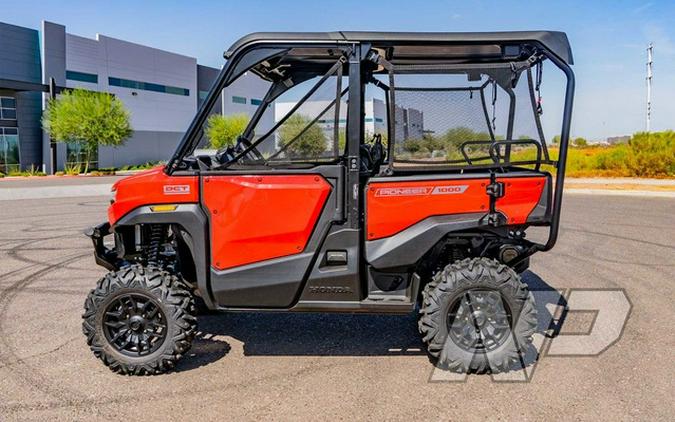 2026 Honda Pioneer 1000-5 Deluxe