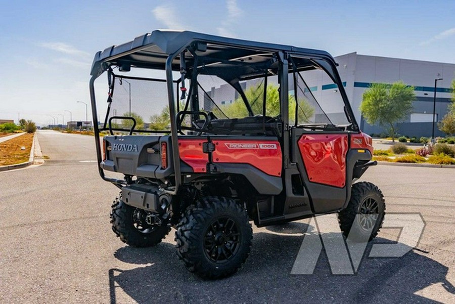 2026 Honda Pioneer 1000-5 Deluxe