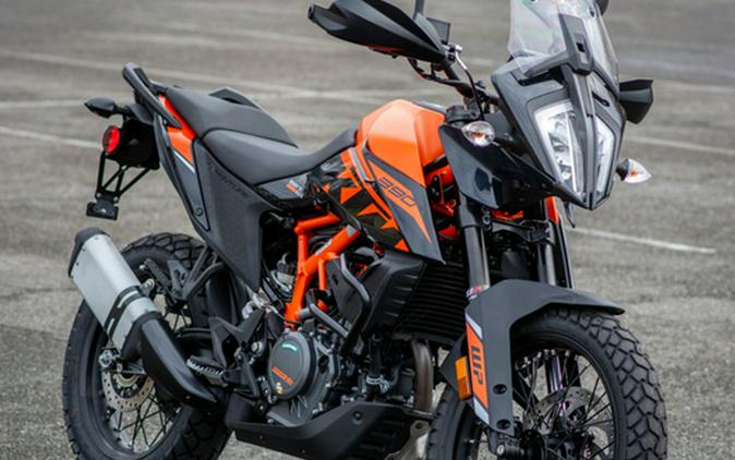 2024 KTM Adventure 390