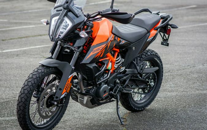 2024 KTM Adventure 390