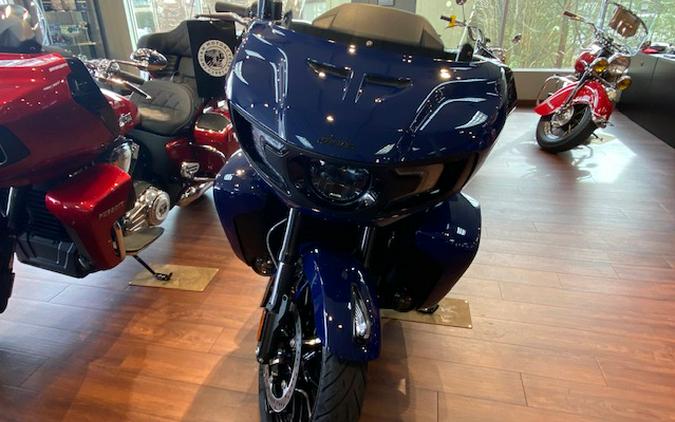 2024 Indian Motorcycle® Pursuit Dark Horse® with PowerBand Audio Package