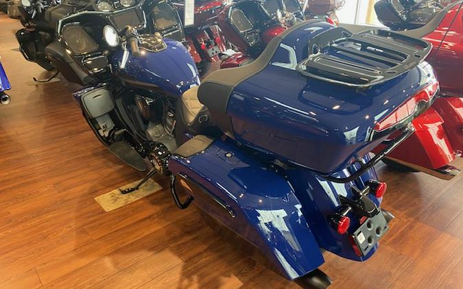 2024 Indian Motorcycle® Pursuit Dark Horse® with PowerBand Audio Package