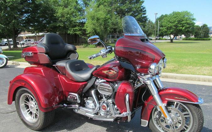 2023 Harley-Davidson FLHTCUTGAN - Tri Glide Ultra Anniversary Edition