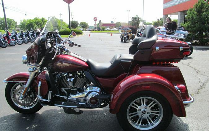 2023 Harley-Davidson FLHTCUTGAN - Tri Glide Ultra Anniversary Edition