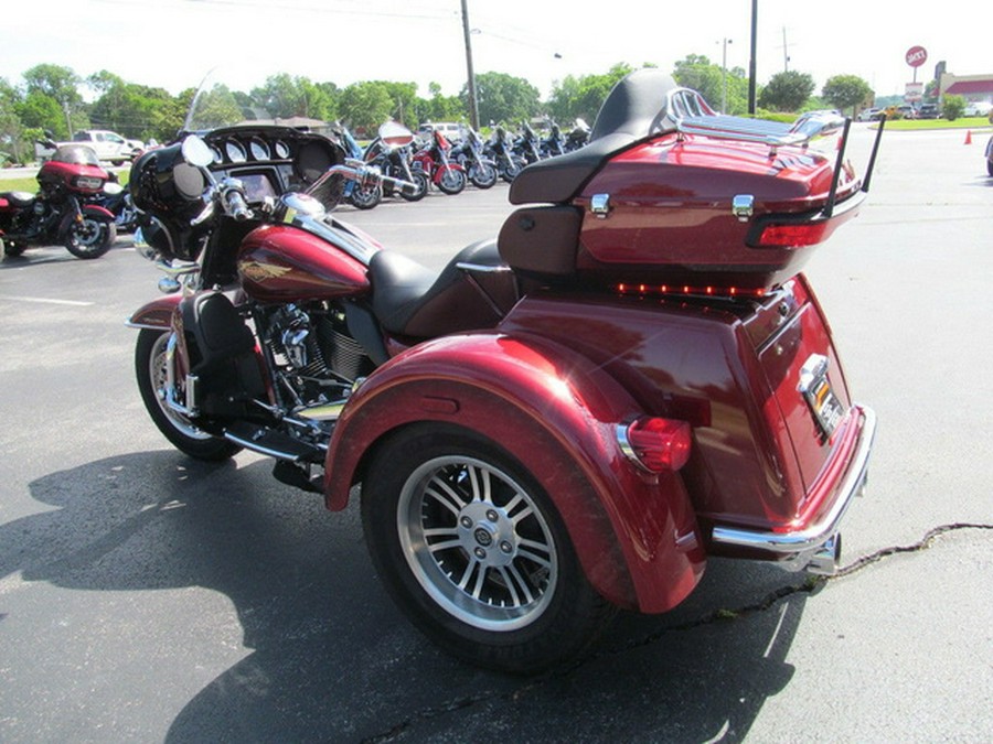 2023 Harley-Davidson FLHTCUTGAN - Tri Glide Ultra Anniversary Edition