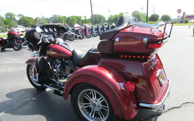 2023 Harley-Davidson FLHTCUTGAN - Tri Glide Ultra Anniversary Edition