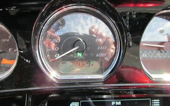 2023 Harley-Davidson FLHTCUTGAN - Tri Glide Ultra Anniversary Edition