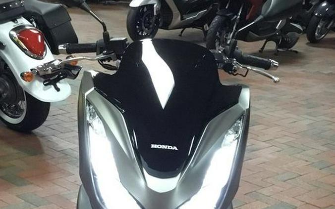 2023 Honda® PCX