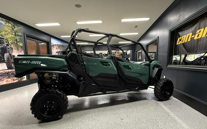 2025 Can-Am Commander MAX DPS 700